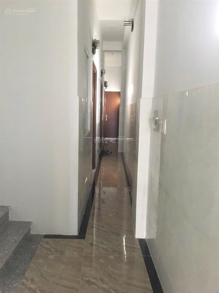 Bán nhà mặt phố tại bờ bao tân thắng, 28 tỷ, 5x34m 7 tầng thang máy, 39 chdv khoán 120tr, hot!