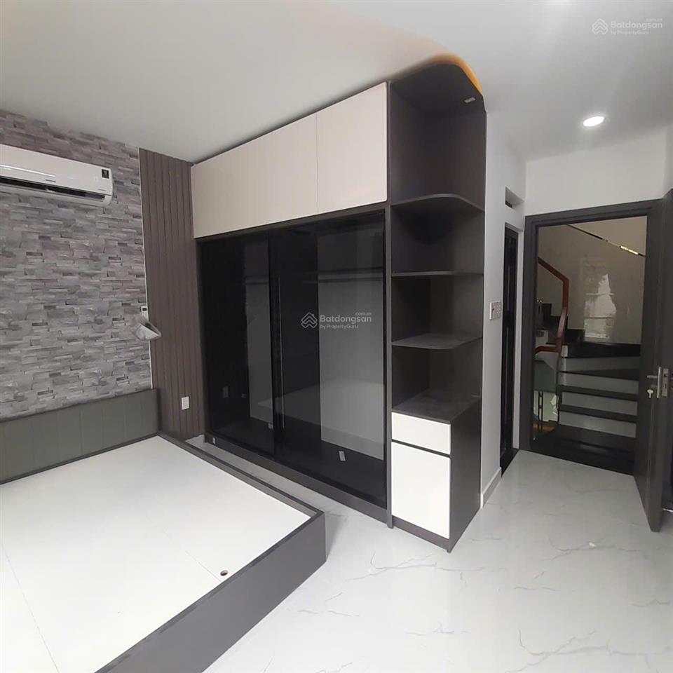 Bán nhà mới xây mới full nội thất (như hình) 4x13m 4 tầng tại thạch lam , giá 7,7 tỷ còn tl