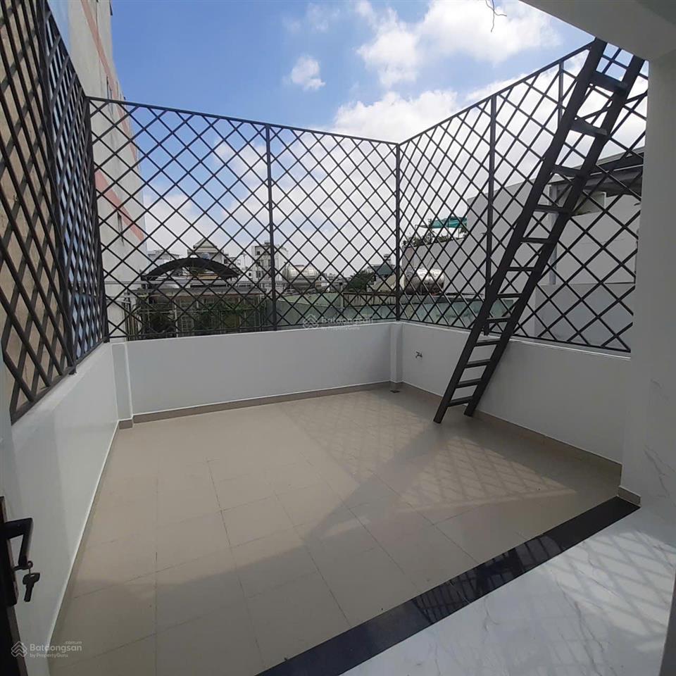 Bán nhà mới xây mới full nội thất (như hình) 4x13m 4 tầng tại thạch lam , giá 7,7 tỷ còn tl