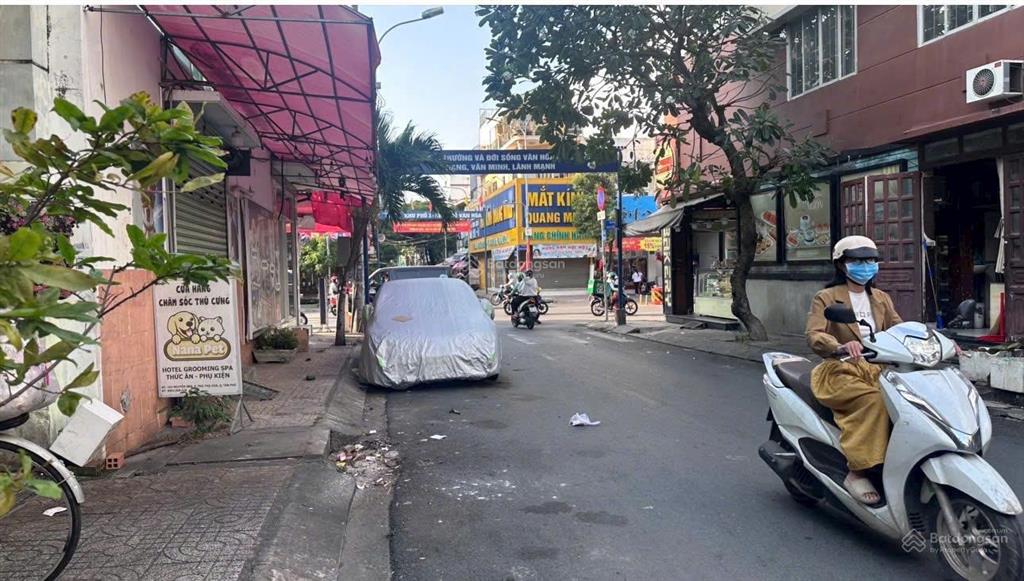 Hàng hiếm tại đỗ đức dục sát nguyễn sơn, 8,5 tỷ, 5x14m 2 tầng kiên cố, thuận tiện kinh doanh