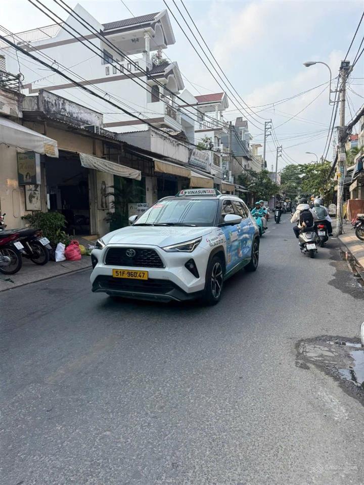 Bán nhà mt kinh doanh đường số 8  ngay đường tốt, văn cao  4x17m trệt 4 lầu mới đẹp, 10,8 tỷ tl