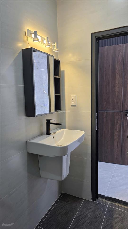 Bán nhà mt kinh doanh đường số 8  ngay đường tốt, văn cao  4x17m trệt 4 lầu mới đẹp, 10,8 tỷ tl