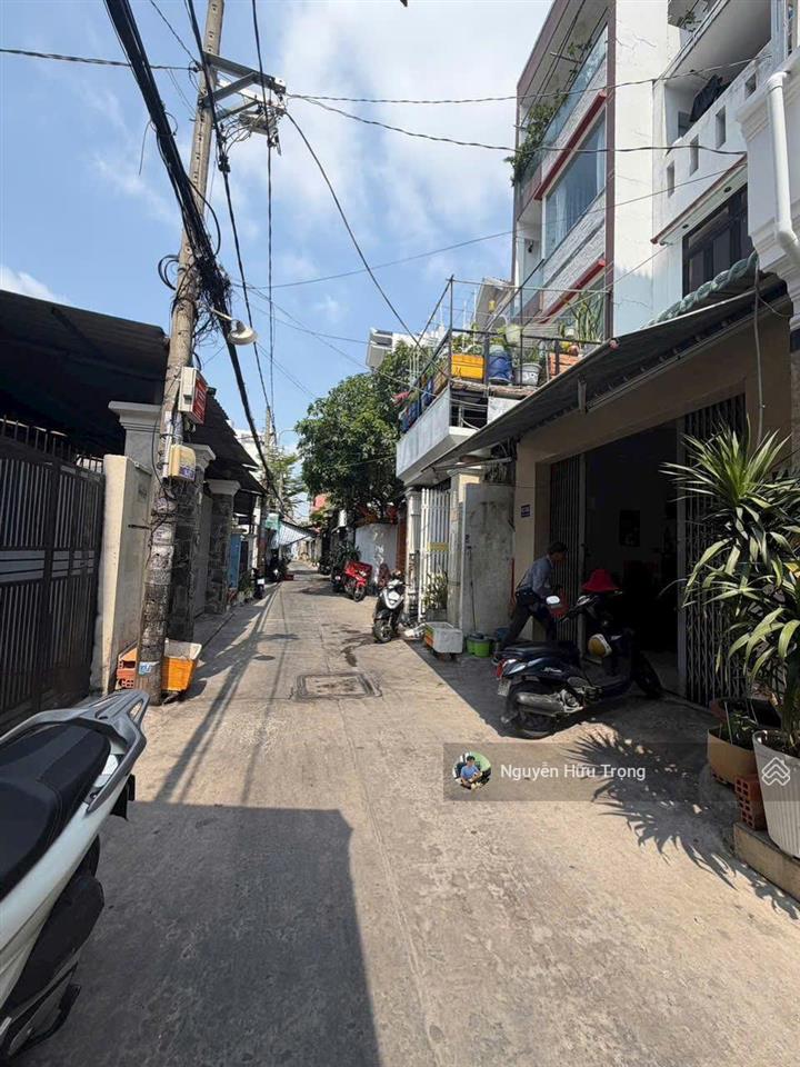 Bán nhà đẹp tân thắng đối diện aeon mall, 4,1x17,5m, 4 tầng mới đẹp, giá 9,5 tỷ còn tl