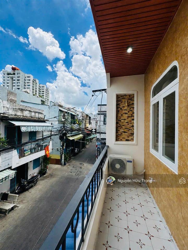 Bán nhà mới đẹp lý thánh tông  2 mặt hẻm xe hơi  tặng full nội thất 4x12m 2 tầng 6,38 tỷ còn tl