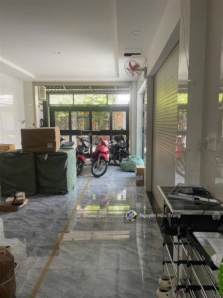 Bán gấp căn góc 2 mặt hẻm vườn lài gần luỹ bán bích 4,2x17m trệt 2 lầu có hđ thuê 30tr  giá 9 tỷ