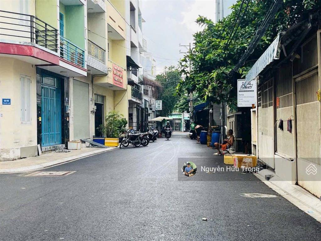 Hẻm nhựa xe tải ra vào 58/thạch lam gần đầu lũy bán bích 4x17m cấp 4 giá 6,6 tỷ còn tl