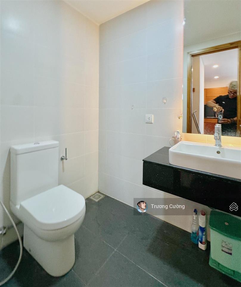 Bán căn hộ có view góc, view biển, đã có sổ hồng, 62m2, bố trí 1 phòng ngủ.  0778 087 ***