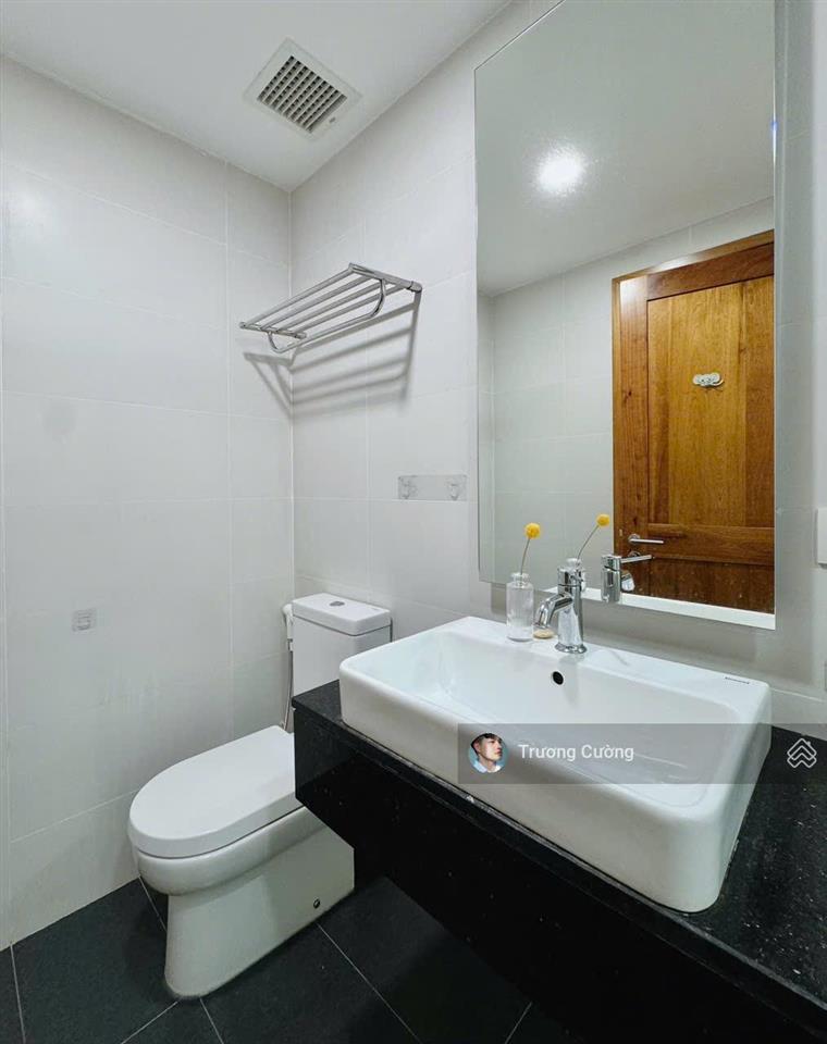Bán căn hộ maple ban công chắn view 60.7m2 bố trí 1 phòng ngủ có dòng tiền.  0778 087 ***