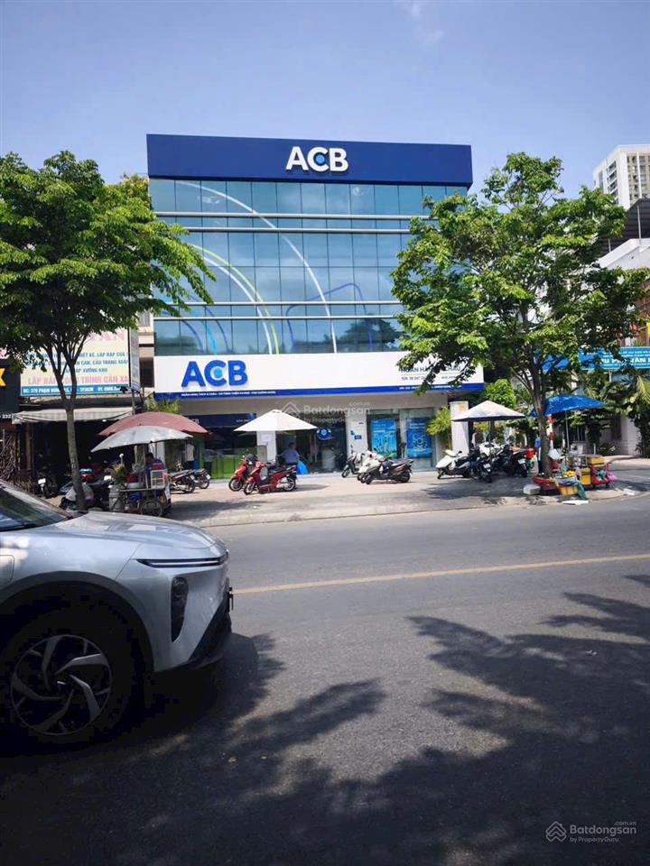Bán căn góc 2mt đường phạm hùng  8m x 18m  dtcn 139.6m2  5 lầu  phường 5, q8