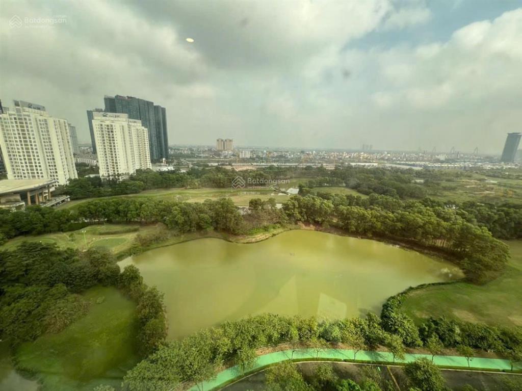 Căn hộ 4pn tầng cao siêu thoáng toà p ciputra, view sân golf, căn vip thang máy riêng.