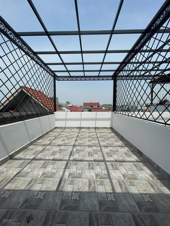 Chính chủ bán nhà 90m2x5t xây mới phúc lợi đường thông xe 16 chỗ giá 15tỷ  0902 132 ***