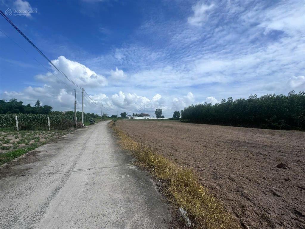 Bán 3.000m2 đất thổ cư 2 mặt tiền siêu đẹp, gần biển hồ tràm, phân lô dự án siêu lợi nhuận