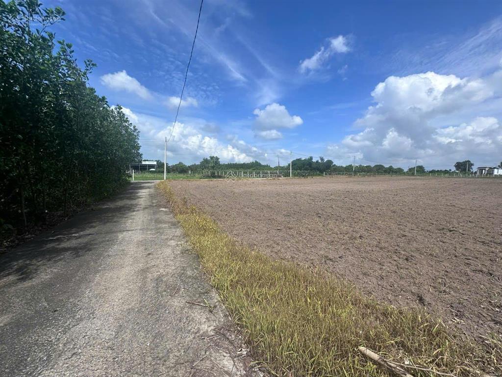 Bán 3.000m2 đất thổ cư 2 mặt tiền siêu đẹp, gần biển hồ tràm, phân lô dự án siêu lợi nhuận