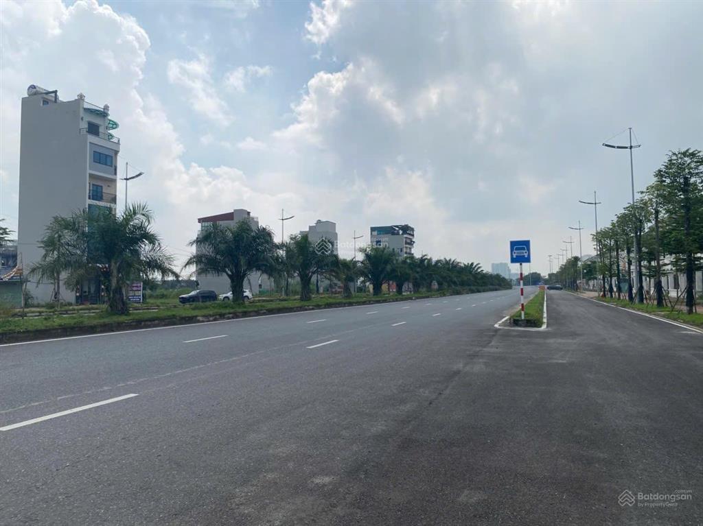 Bán gấp biệt thự 200m2, kđt vườn cam, mặt vành đai 3.5, giá đầu tư chỉ 52.x tỷ