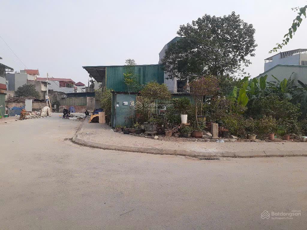 Bán gấp đất dịch vụ yên lũng, dt 86m2, lô góc cạnh sân bóng, đối diện cc nam an khánh