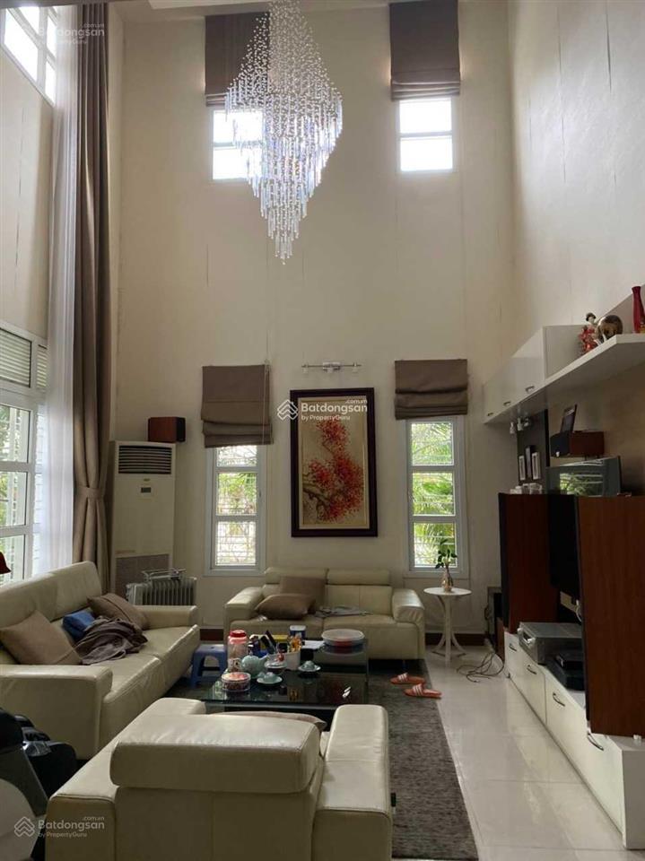 Cho thuê biệt thự 210m2 splendora bắc an khánh, full nội thất sạch sẽ.  0977 164 ***
