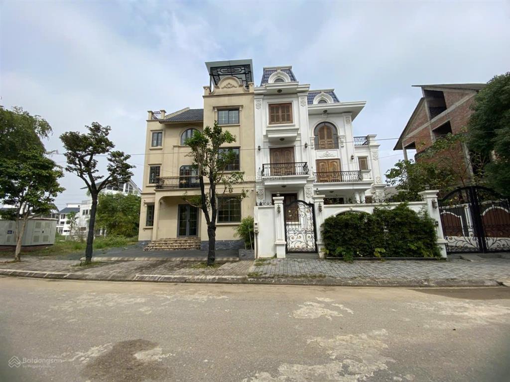 Bán gấp biệt thự newhouse city, dt 204m2, mt 12m, sđcc, giá rẻ chỉ 68.1tr/m2