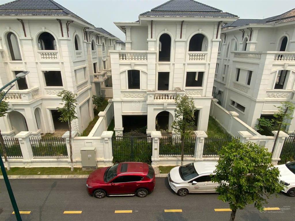 Cho thuê biệt thự kdt vườn cam, dt 240m2 giá chỉ 10tr/th