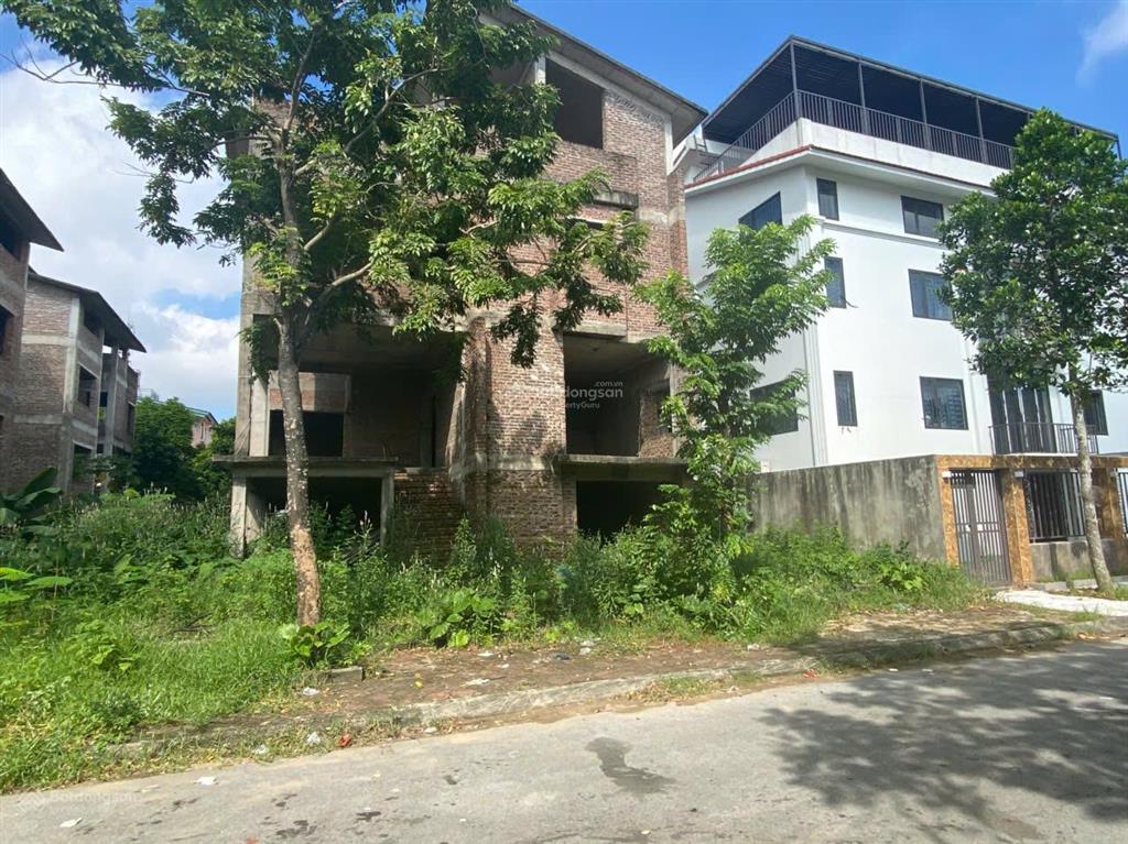 Bán nhanh biệt thự hoa phượng, an khánh, dt 325m2, view công viên, giá chỉ 110tr/m2