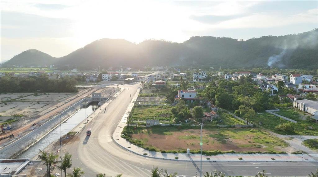 Bán lô đất xã hoằng trường, cách biển 150m sát flamingo giá 3,5 tỷ