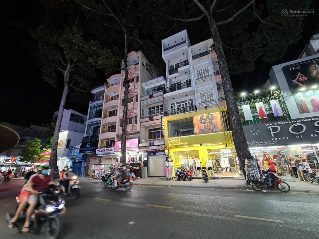 Bán nhà mặt tiền lý thường kiệt p14,q10.dt4.5x20m 3 tầng giá chỉ 32.8 tỷ hẻm sau 8m
