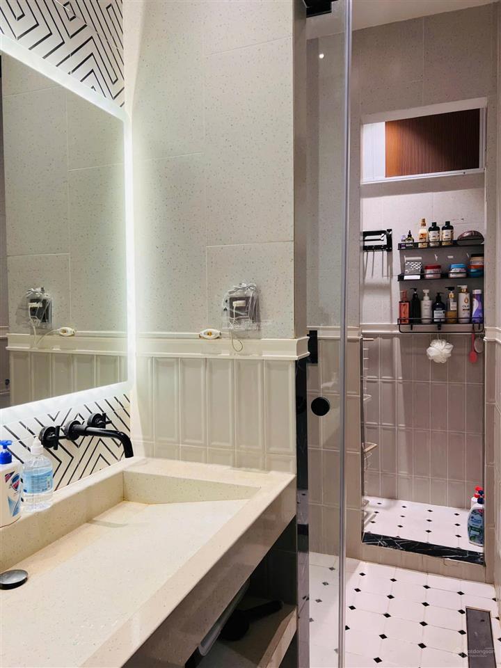 Bán nhà mặt tiền 391 lý thường kiệt q.tân bình.dtcn66m2 kết cấu  1 trệt,5 lầu st ,giá chỉ 27.8 tỷ