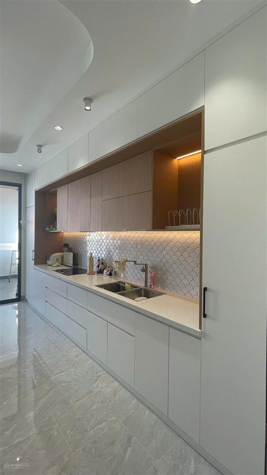 Bán nhà mặt tiền 391 lý thường kiệt q.tân bình.dtcn66m2 kết cấu  1 trệt,5 lầu st ,giá chỉ 27.8 tỷ