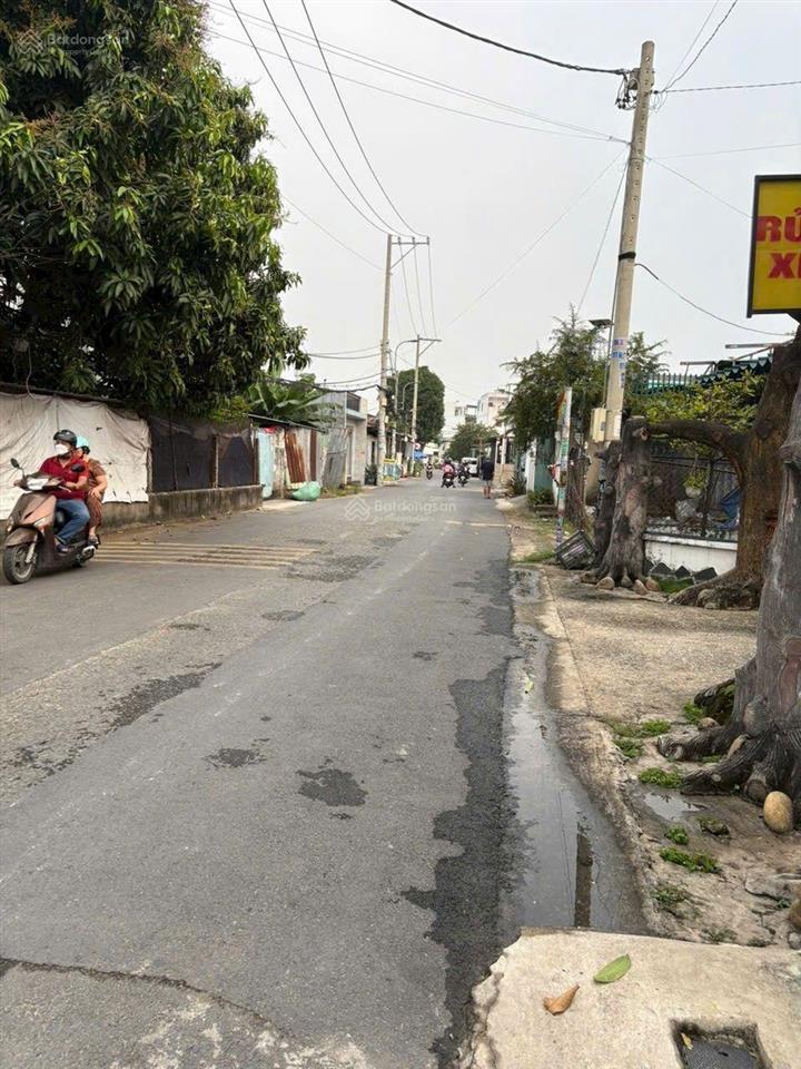 Nhỉnh 4ty đất shr 5x25 hẻm 5m tân xuân 7 gần thị trấn hóc môn xây tự do, khu dân cư đông đúc