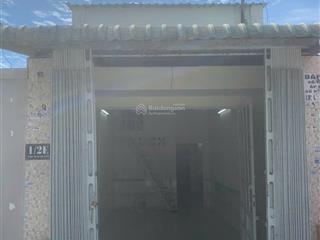 Nhỉnh 3ty mặt tiền ấp đông 4 hóc môn, shr, dt 3x13 đúc lửng, khu dân cư đông đúc, buôn bán mọi nghề