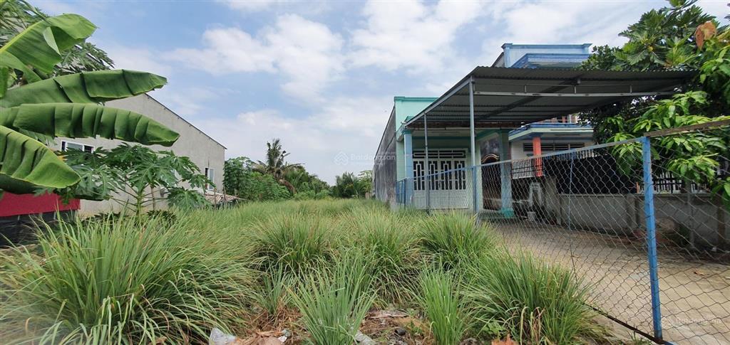 Chính chủ bán gấp lô đất 134,3m2 thổ cư 100%  đường võ thị sáu, phú đông, nhơn trạch