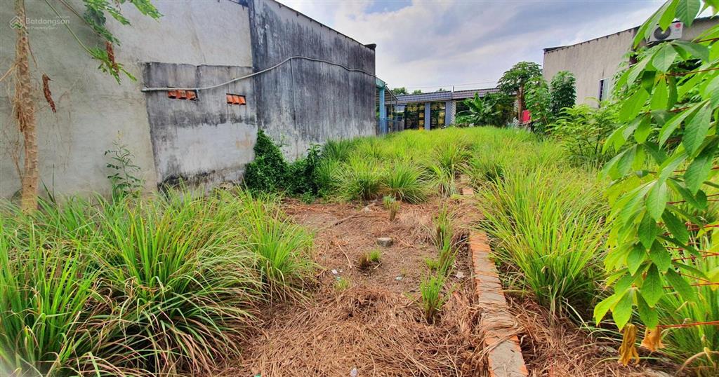 Chính chủ bán gấp lô đất 134,3m2 thổ cư 100%  đường võ thị sáu, phú đông, nhơn trạch
