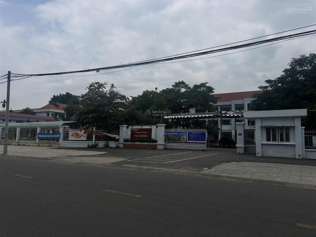 Cần bán lô đất 100m2 có 80m2 thổ cư mặt tiền đường huỳnh văn luỹ