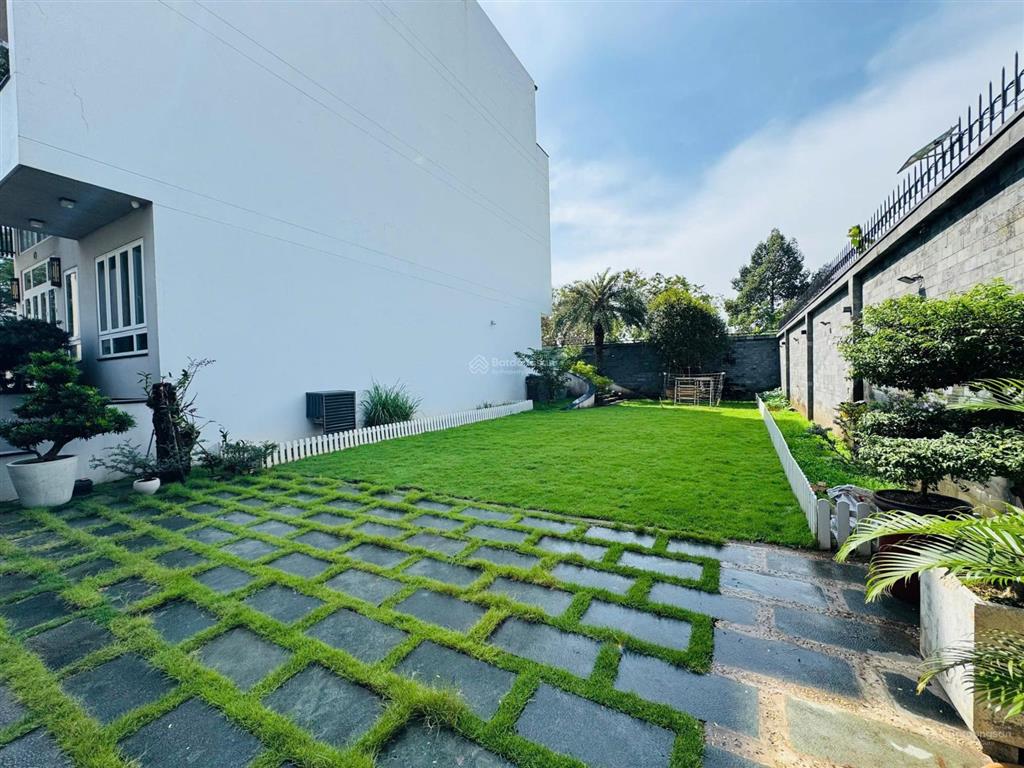 Bán biệt thự villa thủ thiêm  sân vườn hồ bơi  full tiện ích cao cấp  chỉ 68 tỷ