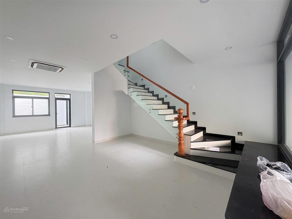 Cho thuê nhà nguyên căn khu mystery hưng thịnh, quận 2, nhà đẹp ở ngay