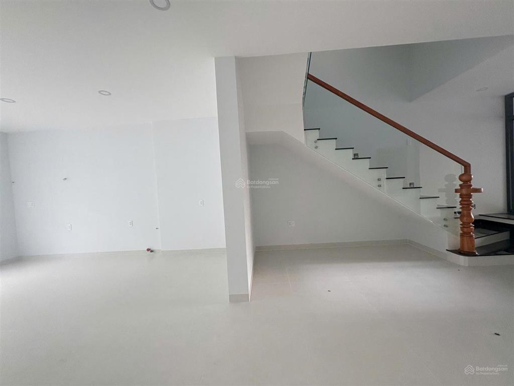 Cho thuê nhà nguyên căn khu mystery hưng thịnh, quận 2, nhà đẹp ở ngay