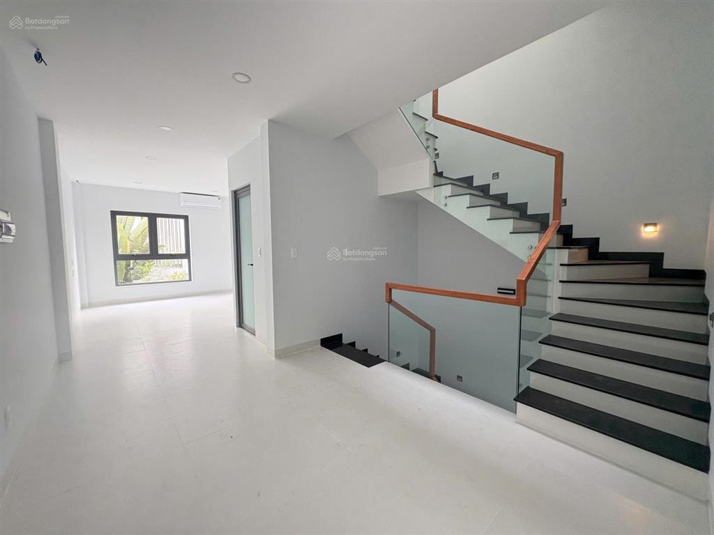 Cho thuê nhà nguyên căn khu mystery hưng thịnh, quận 2, nhà đẹp ở ngay