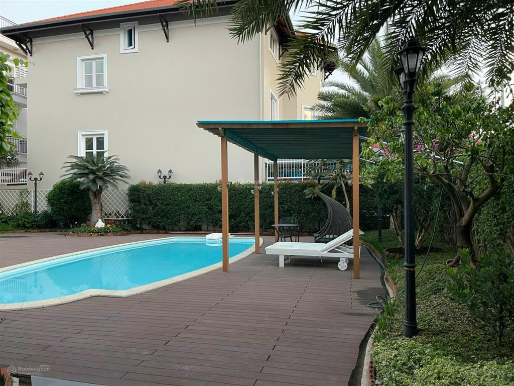 Bán biệt thự villa thủ thiêmthạnh mỹ lợi,sân vườn hồ bơi dt25x22=550m2,giá94ty.  0913 162 ***