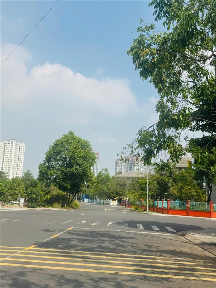 Bán nhanh lô đất phú gia cát lái quận 2  7x17m,đường thông dài, vị trí cực kì đẹp