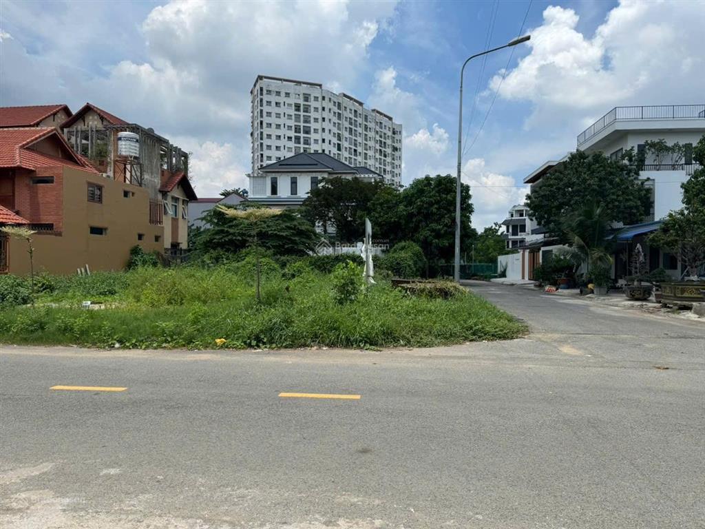 Bán đất biệt thự góc 2 mt 220m² sát công viên ven sông khu phú nhuận 10 mẫu