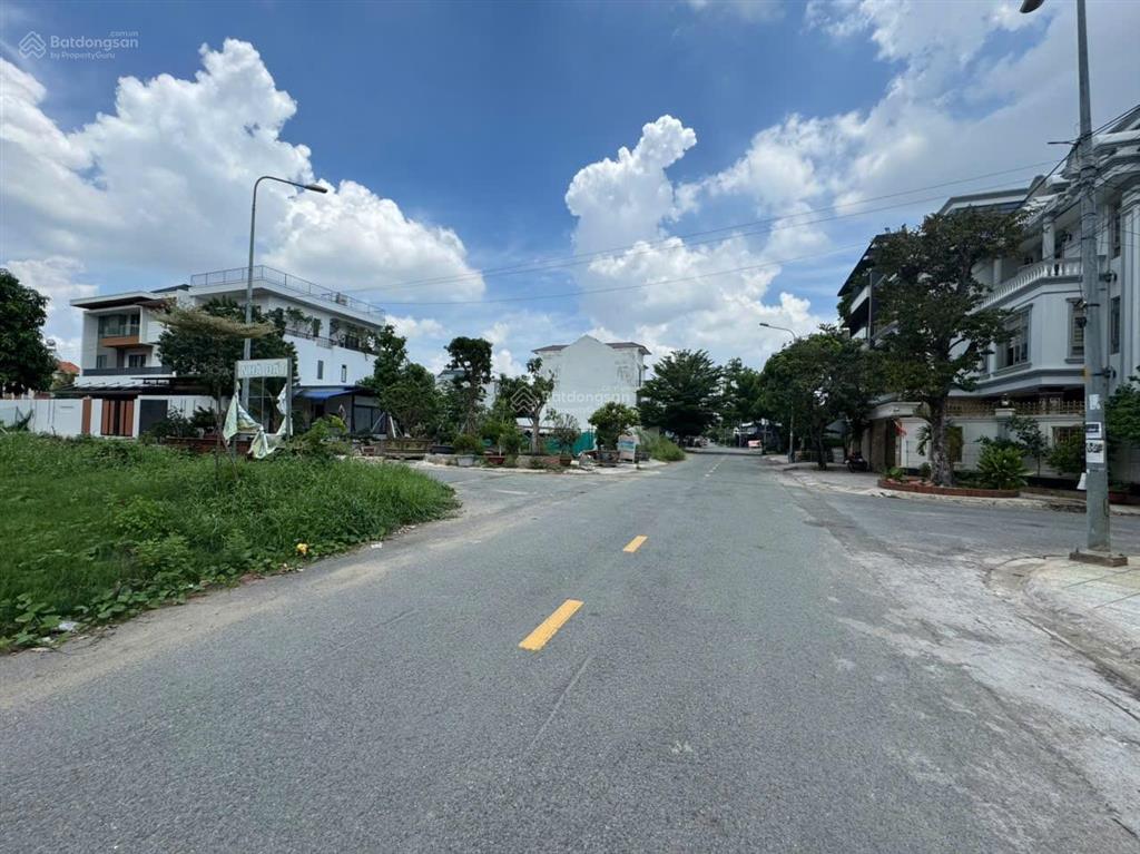 Bán đất biệt thự góc 2 mt 220m² sát công viên ven sông khu phú nhuận 10 mẫu