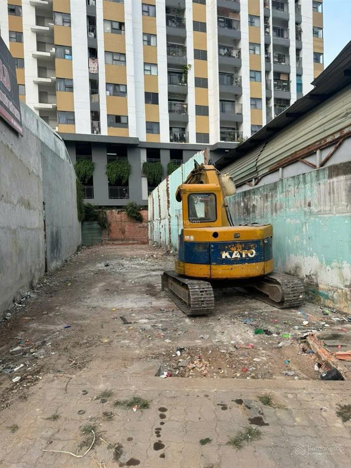 Cần bán gấp lô đất mt đường liên phường dt (6x24=143m2) giá cực tốt