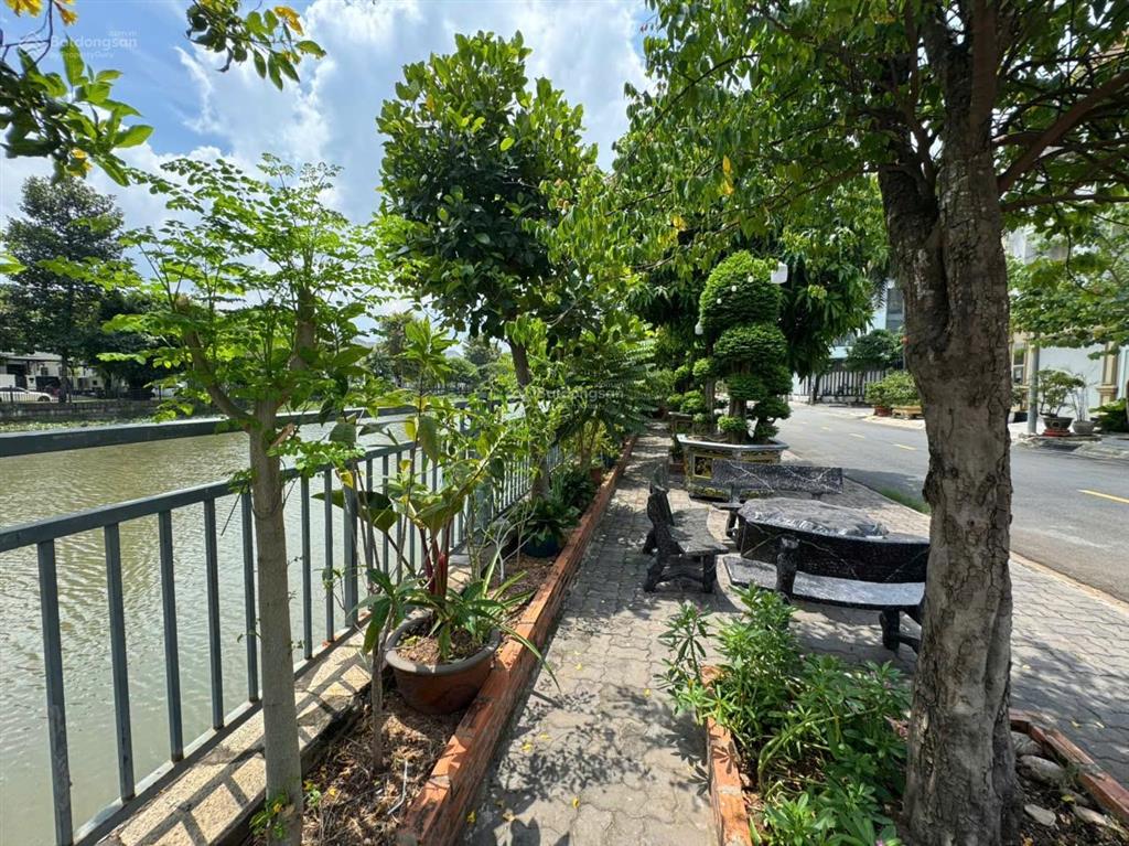 Bán đất 2 mt trước sau view công viên ven sông 168,6m² khu phú nhuận 10 mẫu bình trưng