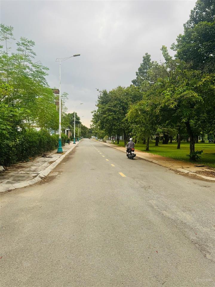 Bán lô đất góc 2 mặt tiền villa thủ thiêm, thạnh mỹ lợi, vị trí đẹp, giá tốt