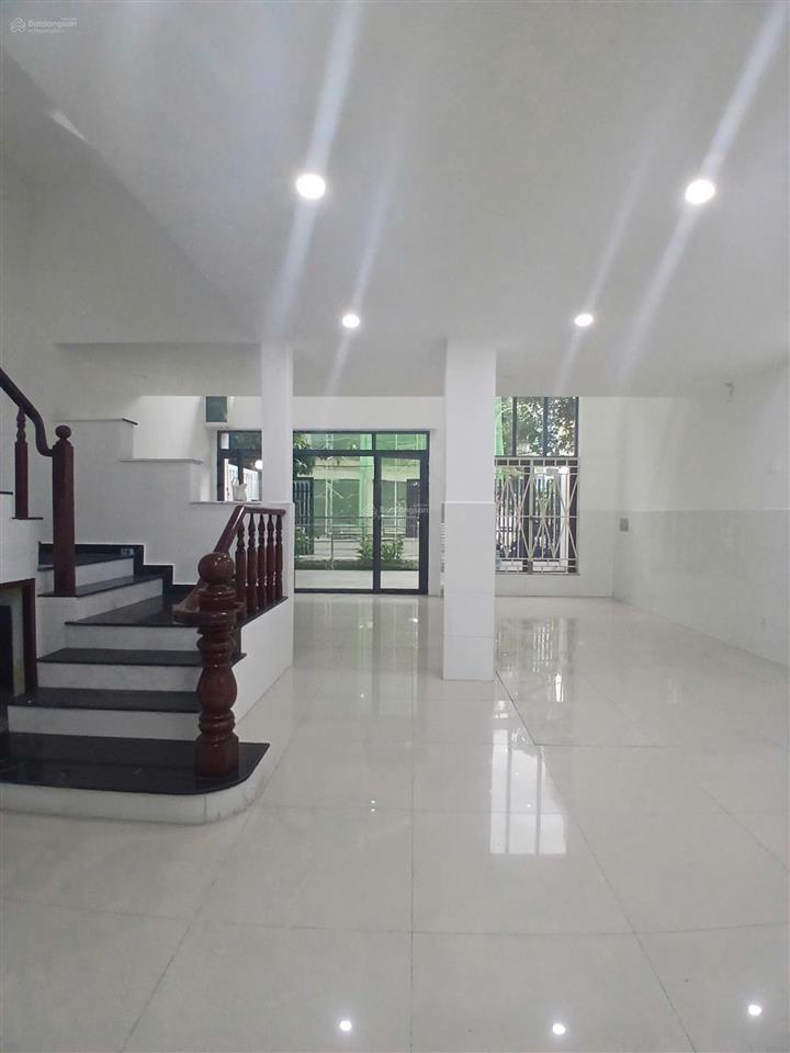 Bán nhà dự án huy hoàng, thạnh mỹ lợi giá 42,5 tỷ.  0913 162 ***