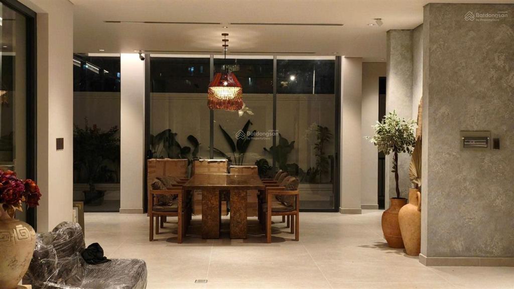 Cho thuê biệt thự cao cấp mysteryhưng thịnh, giá 150tr/tháng, khu đảo kim cương full nội thất