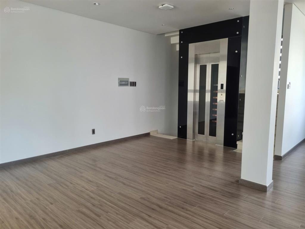 Cho thuê biệt thự cao cấp mysteryhưng thịnh, giá 150tr/tháng, khu đảo kim cương full nội thất