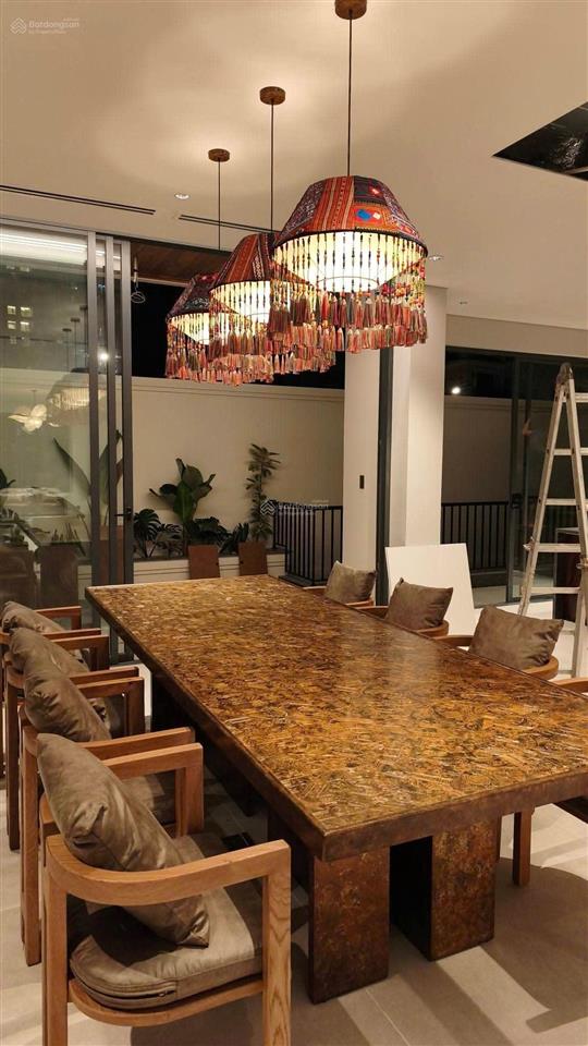Cho thuê biệt thự cao cấp mysteryhưng thịnh, giá 150tr/tháng, khu đảo kim cương full nội thất