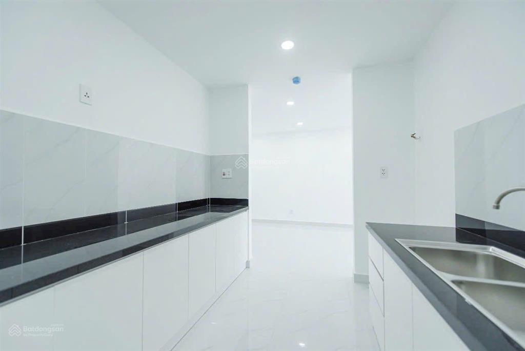 Cho thuê cc 2pn, 85m2, giá 6 triệu tại conic boulevard kế akari bình tântặng 02 phí ql