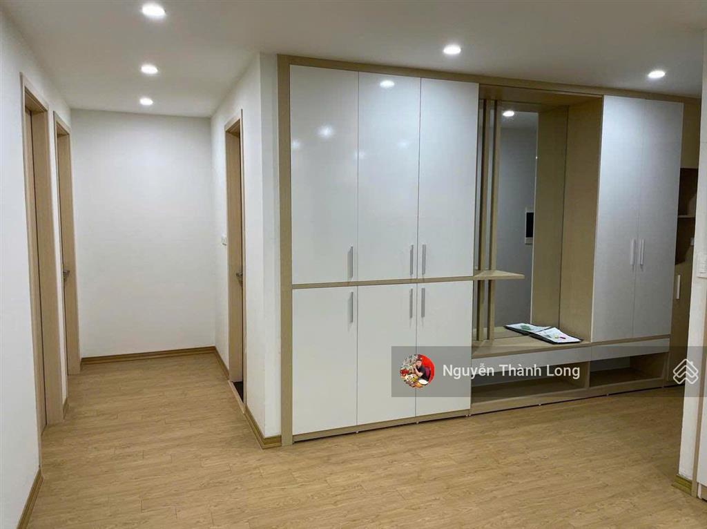 Cần bán gấp căn hộ 135m2 tại goldmark city, 3nvs, giá tốt, sẵn sổ, có thương lượng. click ngay !