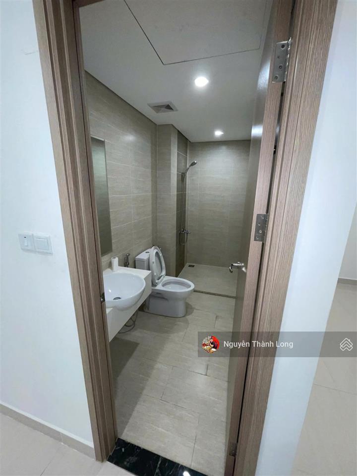 Bán gấp  chính chủ cần bán gấp căn hộ 2n+1 tại phân khu sapphire  vinhomes smart city !!